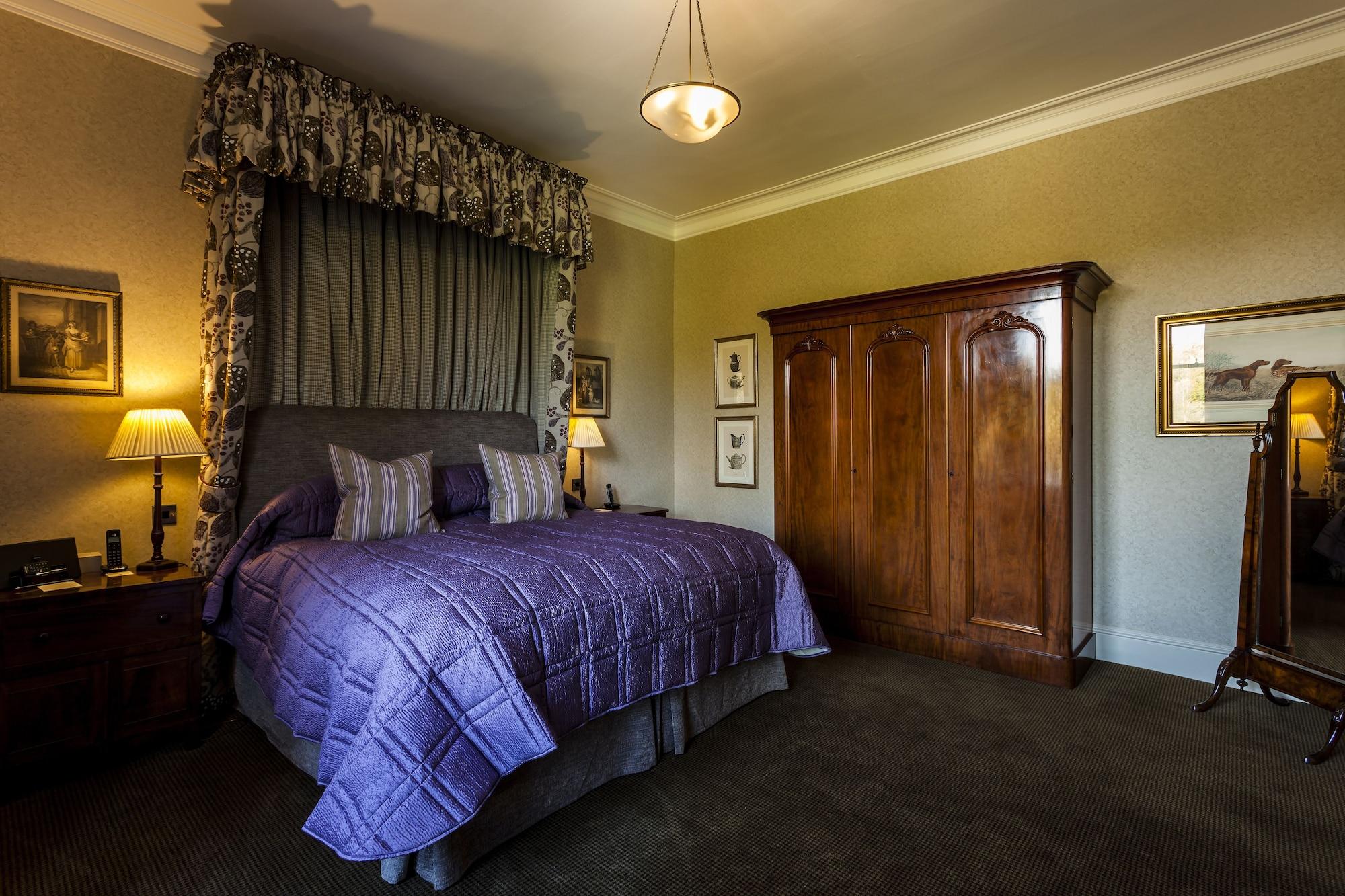 Cromlix Hotel Kinbuck Екстериор снимка