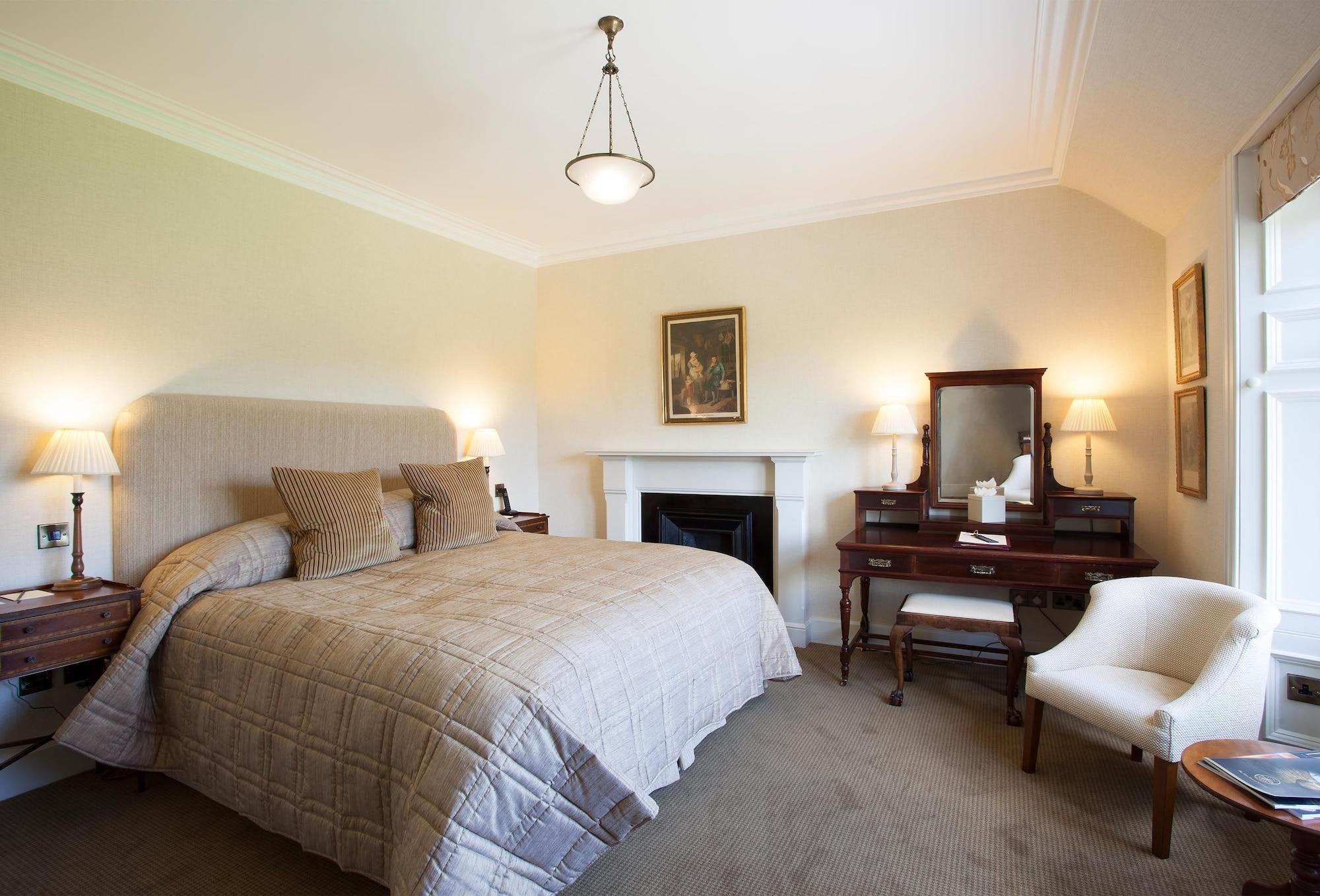 Cromlix Hotel Kinbuck Екстериор снимка