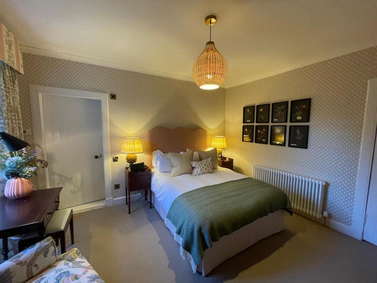 Cromlix Hotel Kinbuck Екстериор снимка