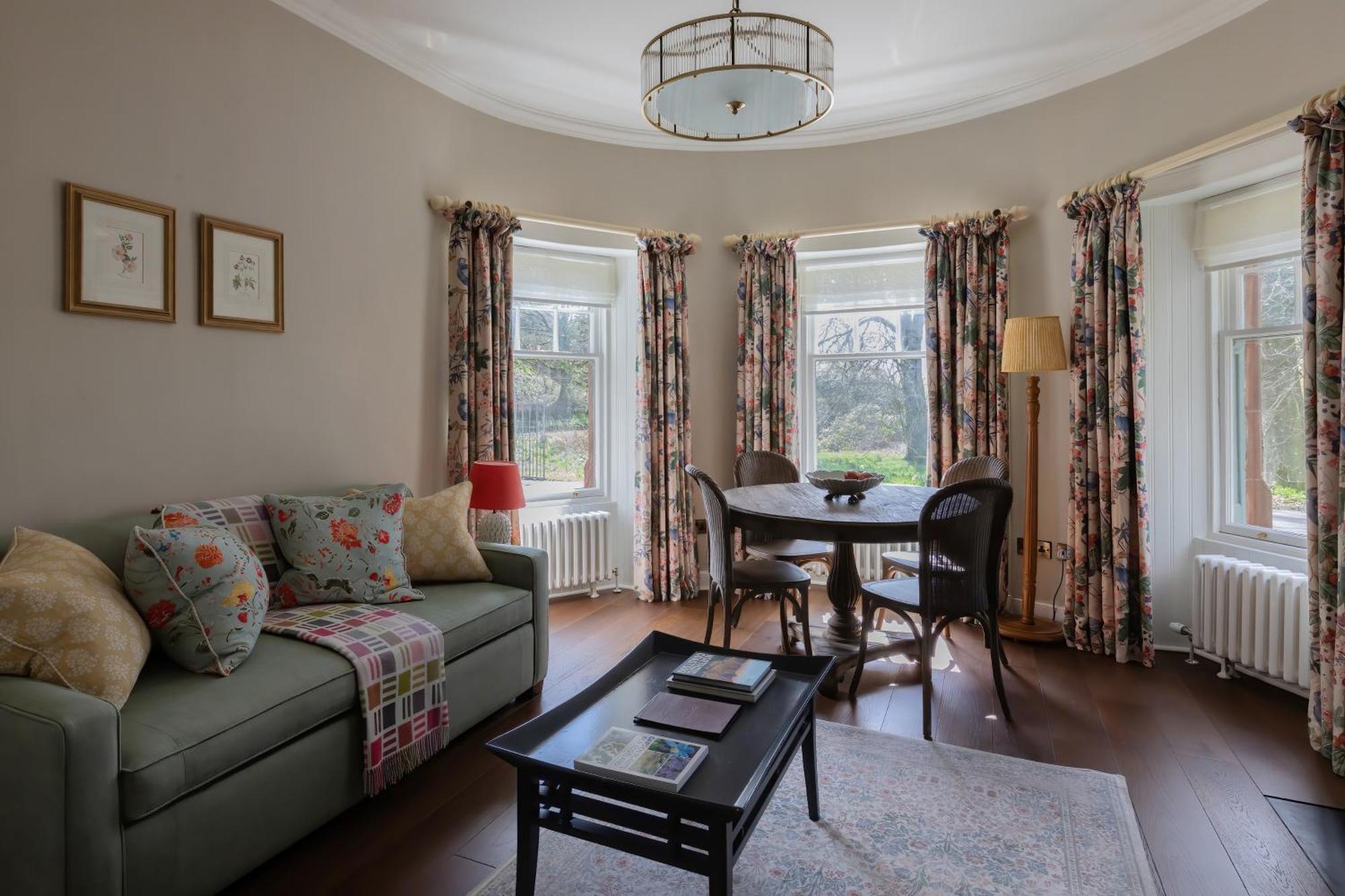 Cromlix Hotel Kinbuck Екстериор снимка